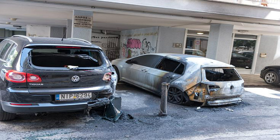 ΕΛΛΗΝΙΚΟ ΥΠΕΞ: Καταδίκη για εμπρησμούς σε τουρκικά διπλωματικά οχήματα